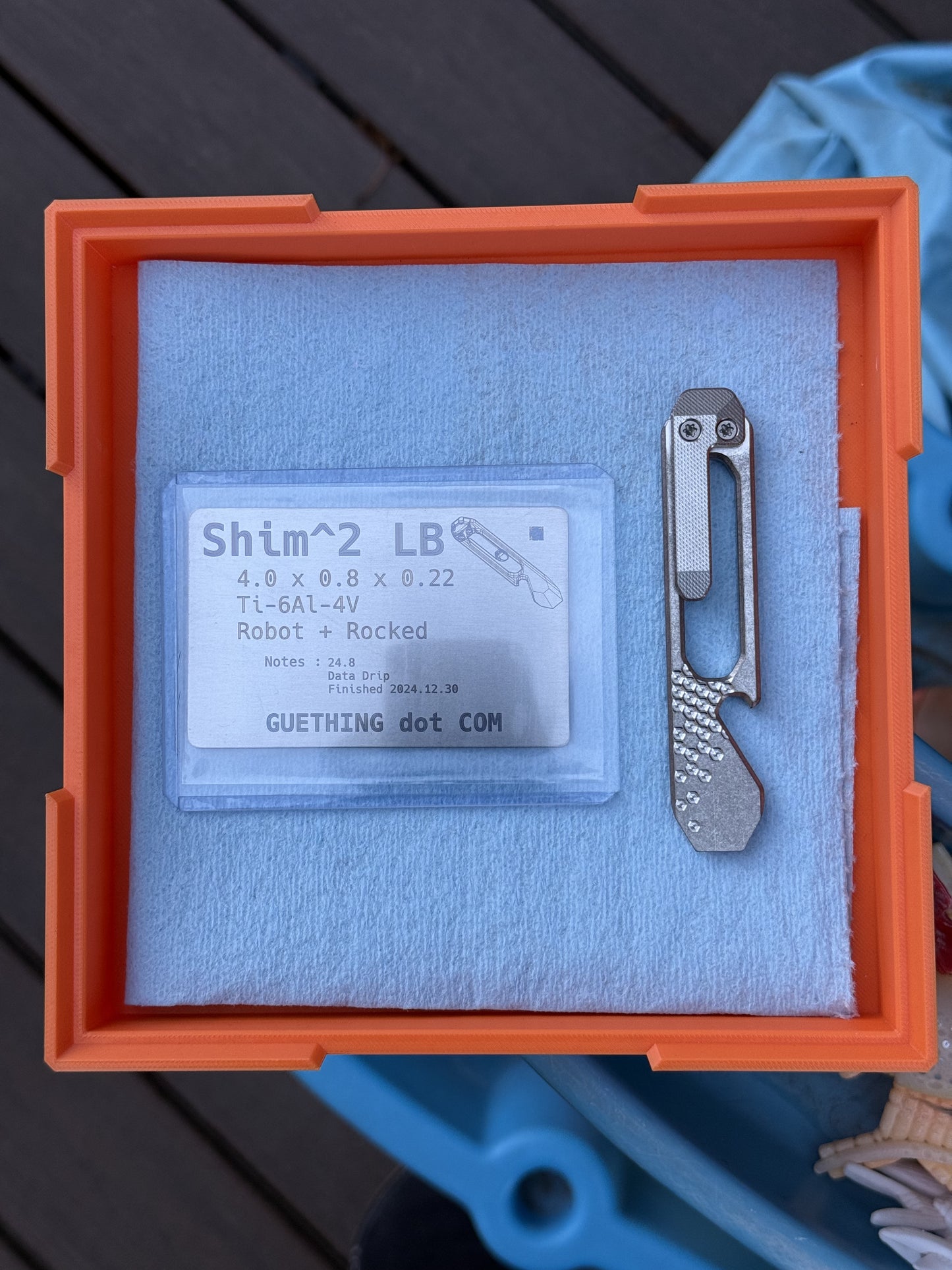 Shim² LB - Robot + Rocked - Data drip
