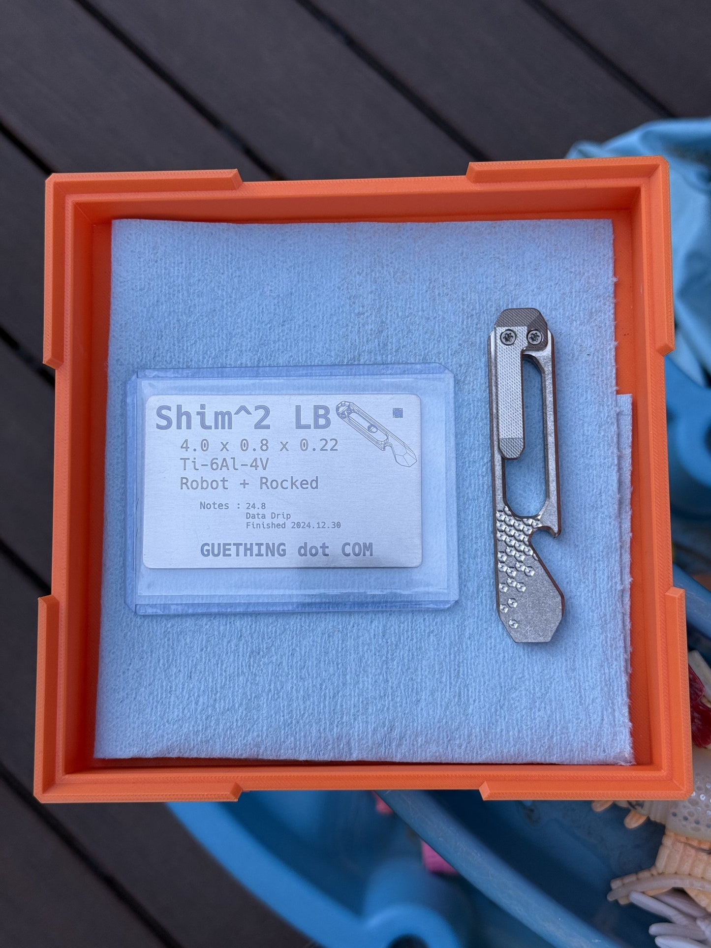 Shim² LB - Robot + Rocked - Data drip